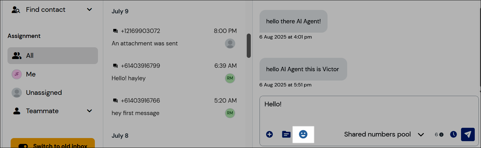 Screenshot, der die Position des Emoji-Symbols im Nachrichteneditor zeigt.