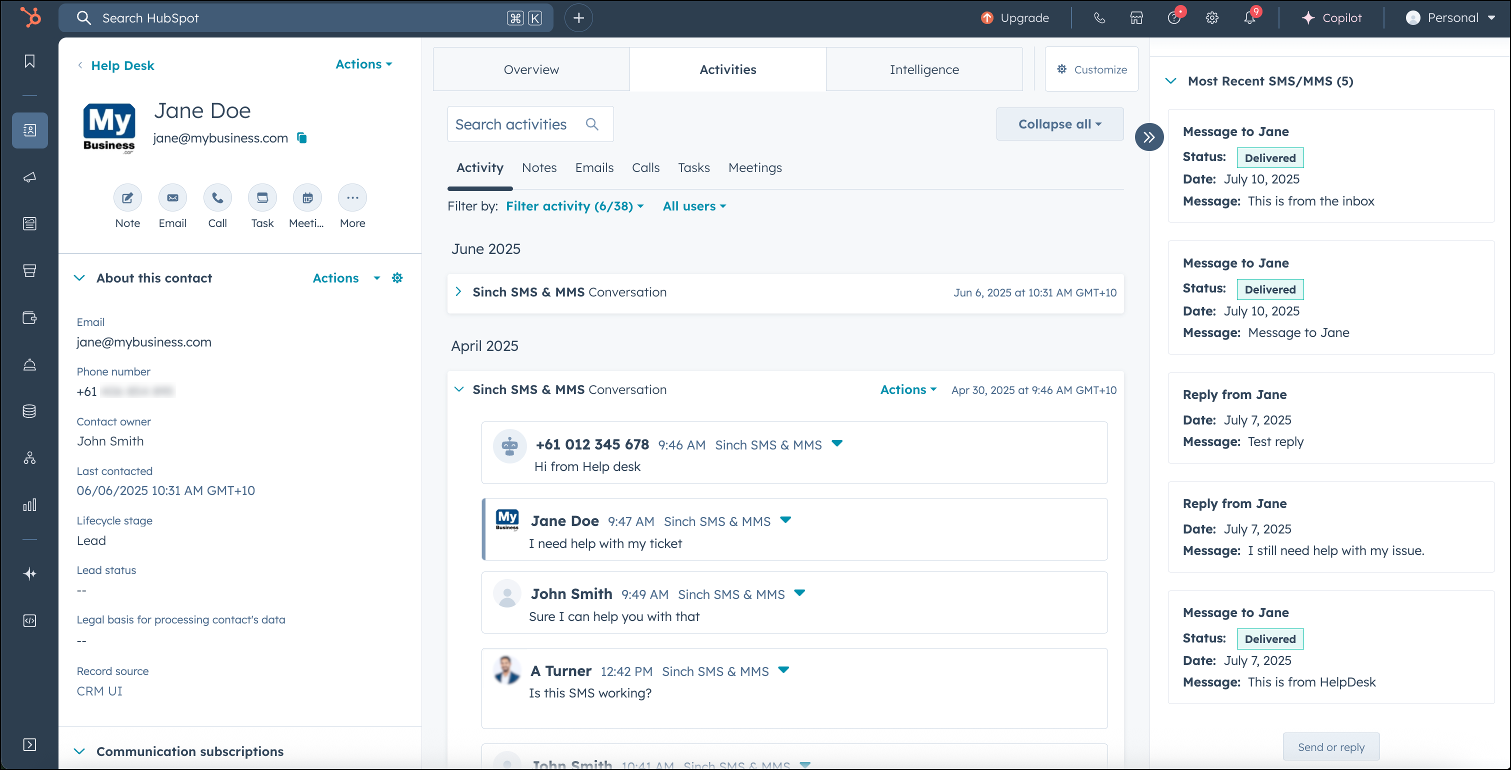 Resumen de contactos de HubSpot con la pestaña de actividades.