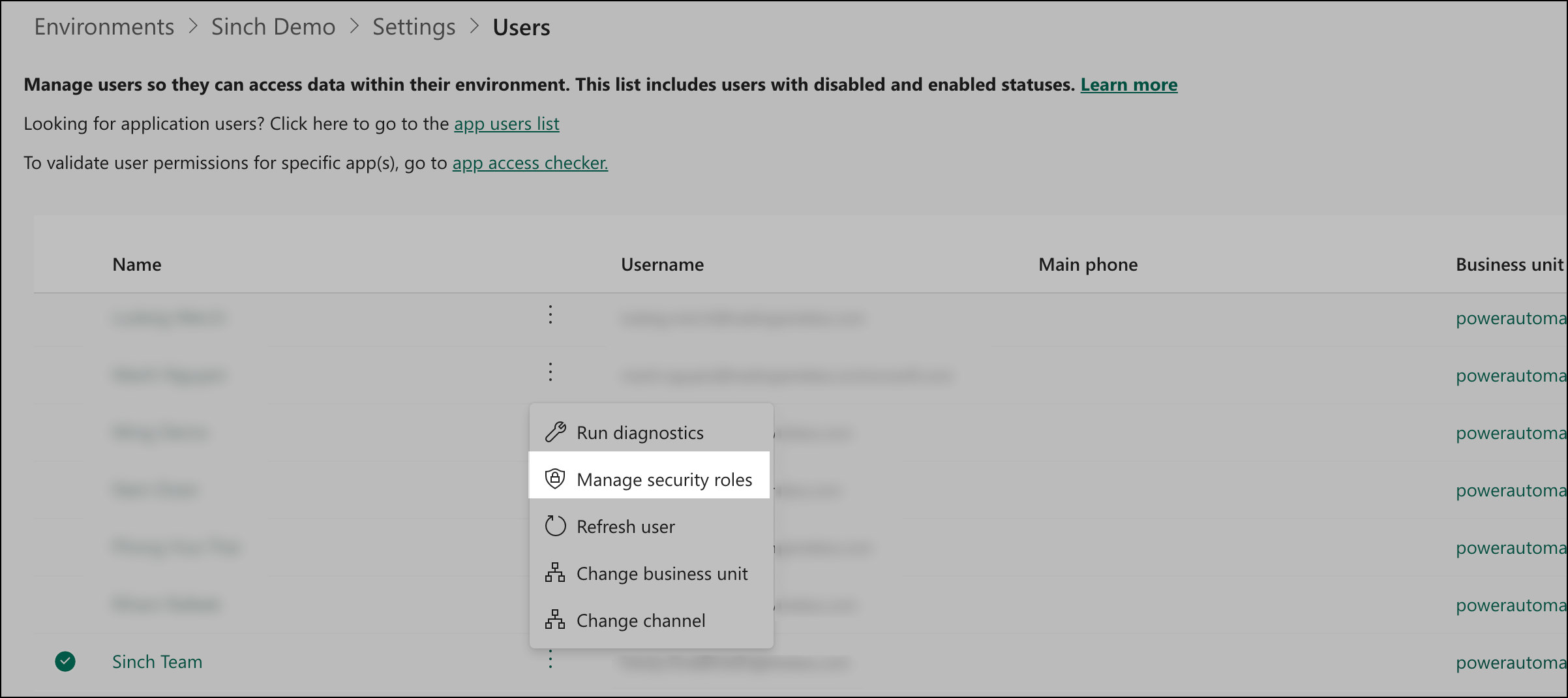 Option Gérer les rôles de sécurité (Manage security roles).